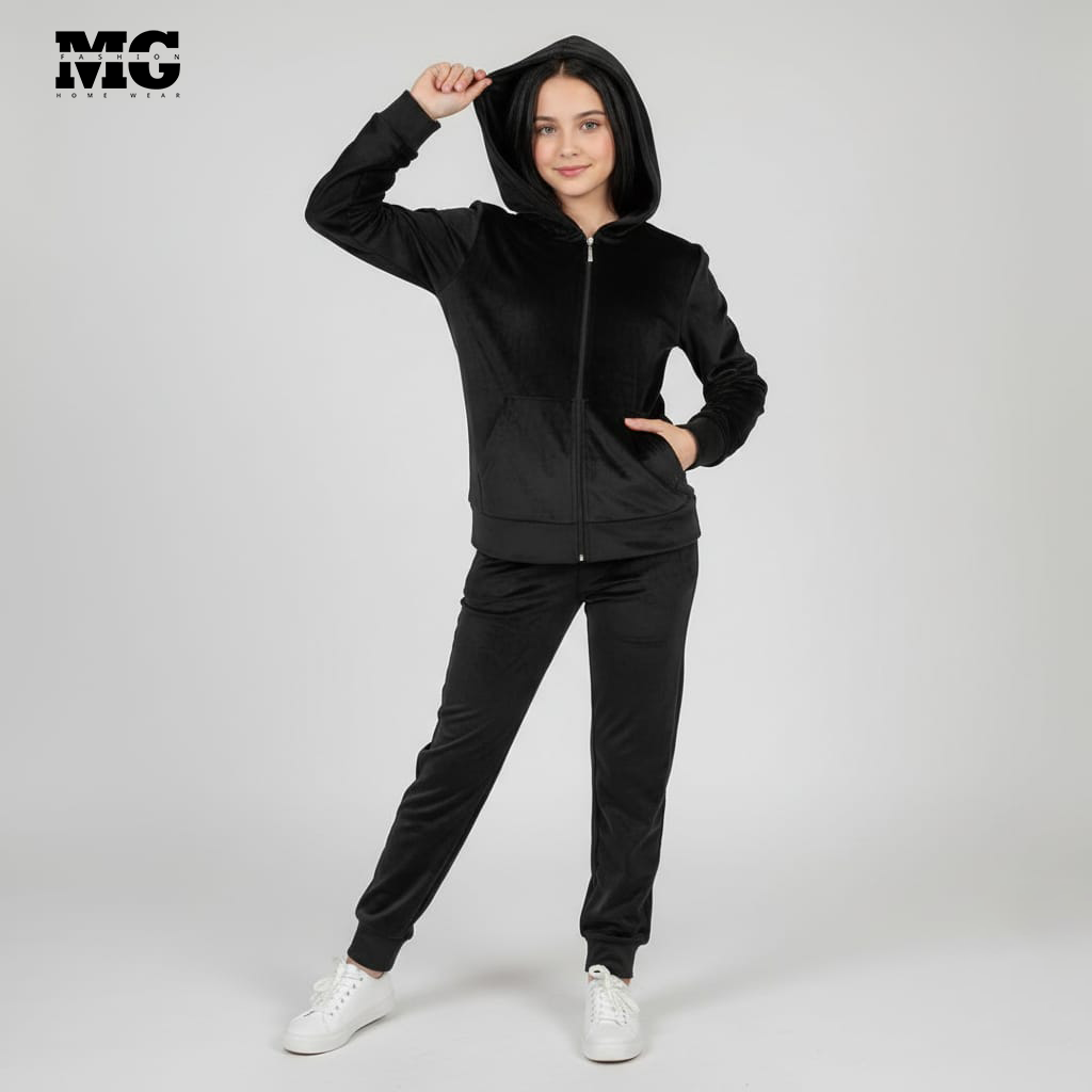 بيجامة شتوي اسود وش واحد بناتي